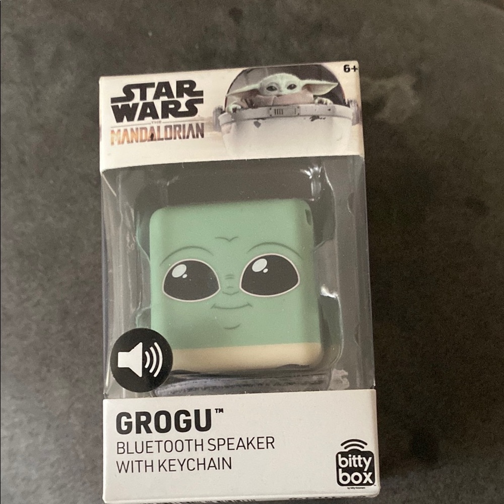 Star Wars Mandalorian Grogu Green Bluetooth Speaker Keychain